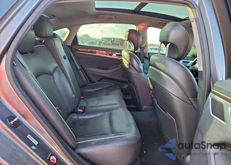 2015 Hyundai Genesis 3.8L from USA, damaged, VIN KMHGN4JE5FU033400